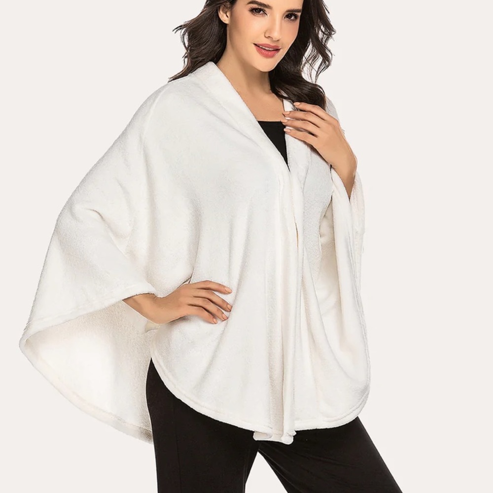 Oversized Fleece Poncho w kangaroo pouch ❤️